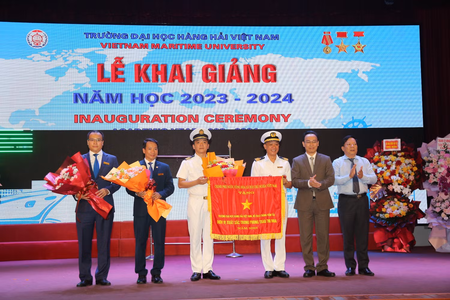 GDVN_dhhh-khai-giang-3.jpg