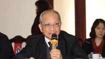Tiến sĩ Lê Đăng Doanh cho rằng, năm 2019 lĩnh vực nông nghiệp tiếp tục là điểm sáng. Tuy nhiên, cần đẩy mạnh hơn nữa việc chế biến nông sản và cần thiết kết hợp với các doanh nghiệp như Nhật Bản. Ảnh: Vũ Phương. Tiến sĩ Lê Đăng Doanh cho rằng, năm 2019 lĩnh vực nông nghiệp tiếp tục là điểm sáng. Tuy nhiên, cần đẩy mạnh hơn nữa việc chế biến nông sản và cần thiết kết hợp với các doanh nghiệp như Nhật Bản. Ảnh: Vũ Phương.