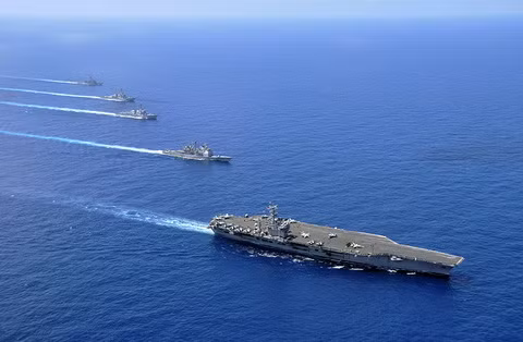 Tàu sân bay Mỹ ở Biển Đông Tàu sân bay Mỹ ở Biển Đông