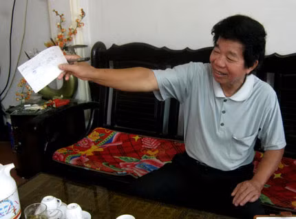 Chuyện ở nơi dạy học mà học phí trả bằng máu