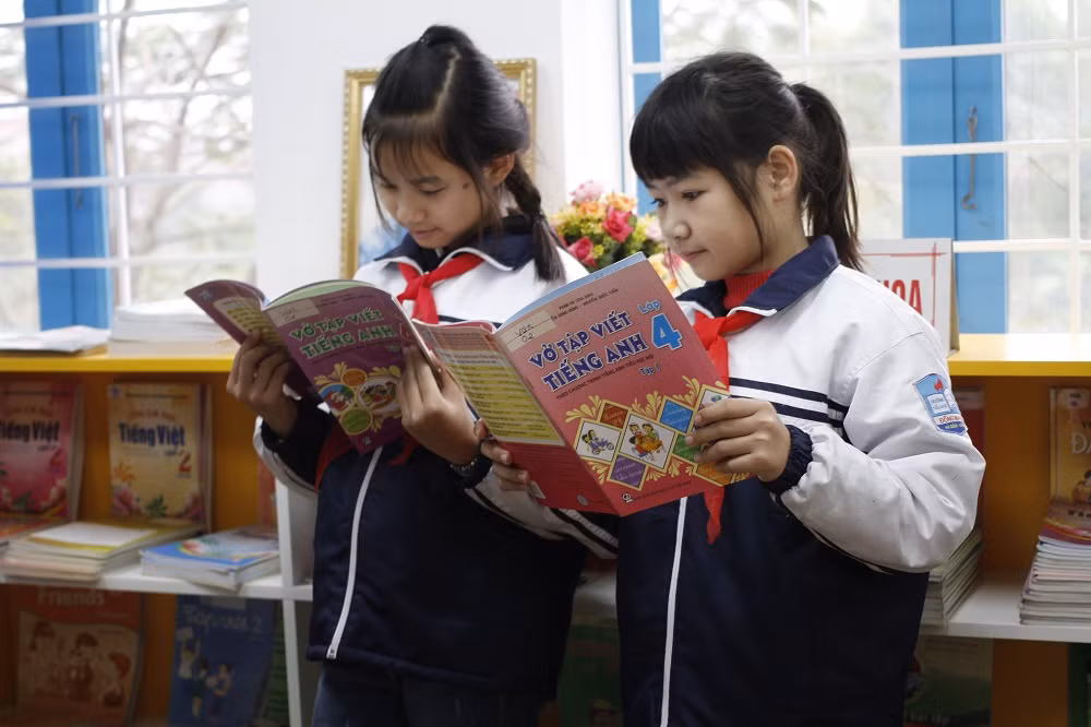 Cần có sự minh bạch trong thẩm định, lựa chọn sách giáo khoa để tạo sự đồng thuận (Ảnh minh họa: Đỗ Thơm). Cần có sự minh bạch trong thẩm định, lựa chọn sách giáo khoa để tạo sự đồng thuận (Ảnh minh họa: Đỗ Thơm).