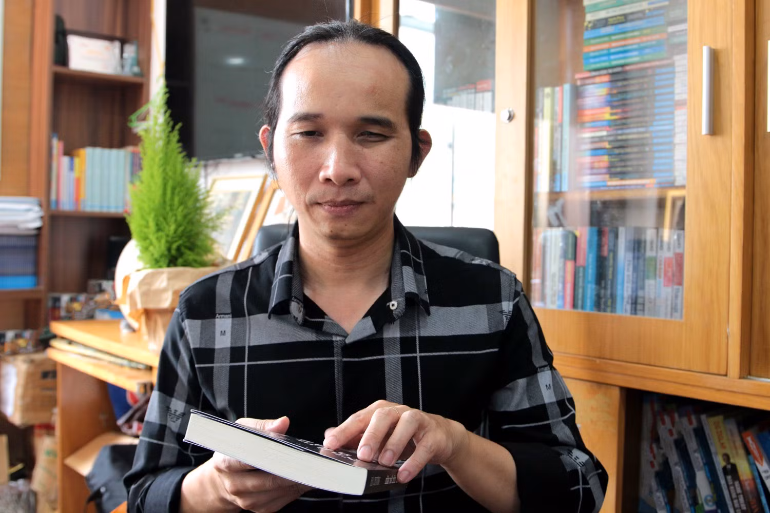 Nhạc sĩ khiếm thị Hà Chương.