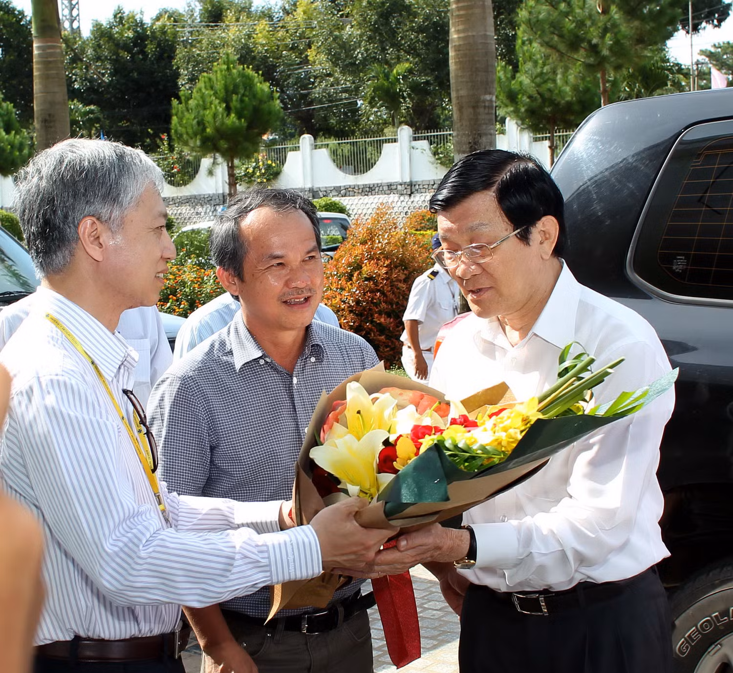 Chủ tịch nước thăm Bệnh viện Đại Học Y dược Hoàng Anh Gia Lai ảnh 2 Chủ tịch nước thăm Bệnh viện Đại Học Y dược Hoàng Anh Gia Lai ảnh 2