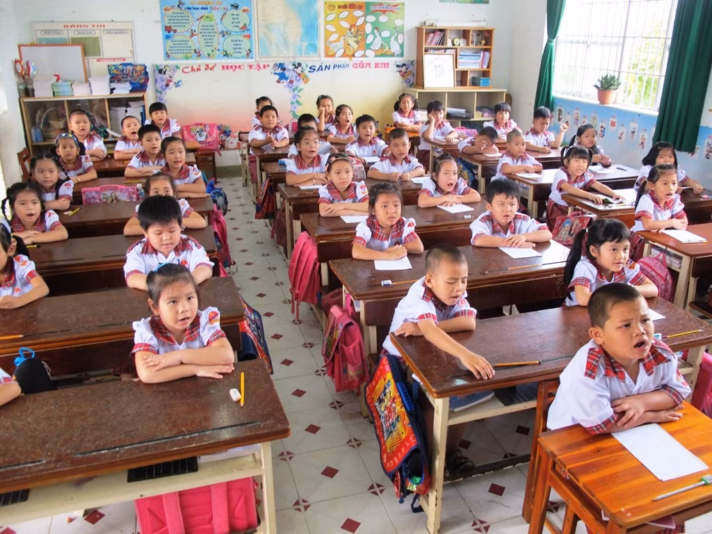 Từ ngày 15/10/2014, quy định mới về đánh giá học sinh tiểu học chính thức được áp dụng trên cả nước Từ ngày 15/10/2014, quy định mới về đánh giá học sinh tiểu học chính thức được áp dụng trên cả nước