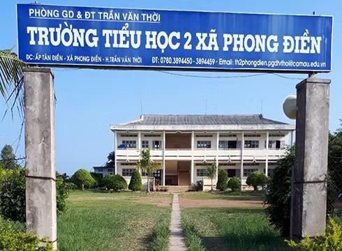 Trường tiểu học 2 Phong Điền, huyện Trần Văn Thời, tỉnh Cà Mau (ảnh: FB Trường Phong Điền) Trường tiểu học 2 Phong Điền, huyện Trần Văn Thời, tỉnh Cà Mau (ảnh: FB Trường Phong Điền)