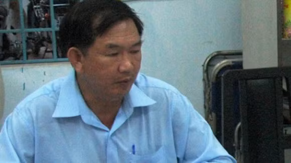 Phanh phui đường dây tiêu cực ở TT hỗ trợ xã hội TP HCM ảnh 1