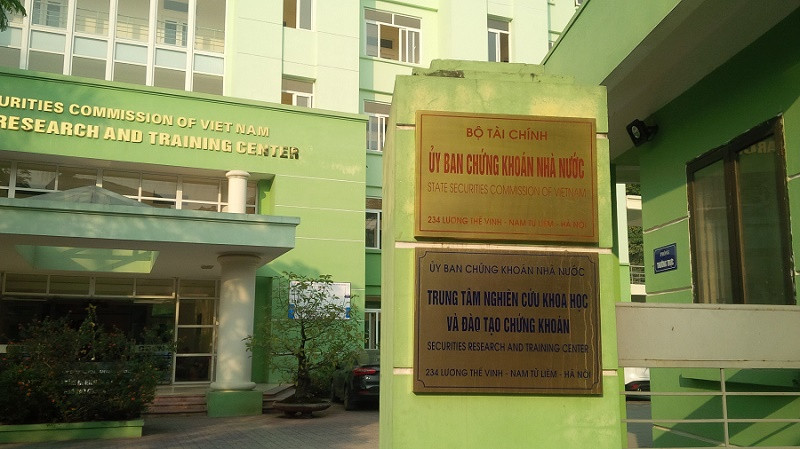 Đại diện Ủy ban Chứng khoán Nhà nước cho rằng, việc ông Trịnh Văn Quyết bán "chui" cổ phiếu theo quy định hiện hành chỉ bị phạt vi phạm hành chính bằng tiền chứ không có hình thức phạt bổ sung là buộc nộp lại khoản lợi bất hợp pháp do hành vi vi phạm mà có. Ảnh: Vũ Phương