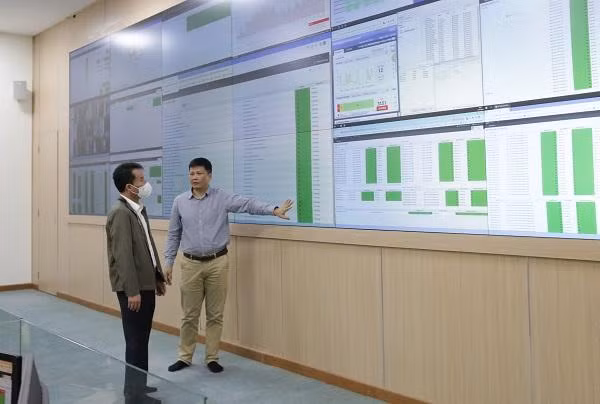 Bảo hiểm xã hội Việt Nam tích cực kết nối, chia sẻ dữ liệu thực hiện chuyển đổi số quốc gia. (Ảnh minh họa). Bảo hiểm xã hội Việt Nam tích cực kết nối, chia sẻ dữ liệu thực hiện chuyển đổi số quốc gia. (Ảnh minh họa).