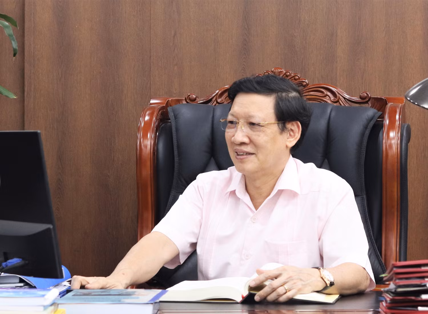 Phó Giáo sư, Tiến sĩ Đào Đăng Phượng - Hiệu trưởng Trường Đại học Sư phạm Nghệ thuật Trung ương chia sẻ: “Hầu như vẫn chưa có địa phương nào chủ động tìm đến đặt hàng, chủ yếu là trường tự tìm đến địa phương, nhưng địa phương cũng không mấy mặn mà”. Ảnh: Mộc Trà