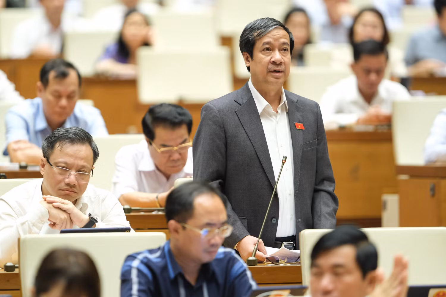 Bộ trưởng Bộ Giáo dục và Đào tạo Nguyễn Kim Sơn (Ảnh: quochoi.vn). Bộ trưởng Bộ Giáo dục và Đào tạo Nguyễn Kim Sơn (Ảnh: quochoi.vn).