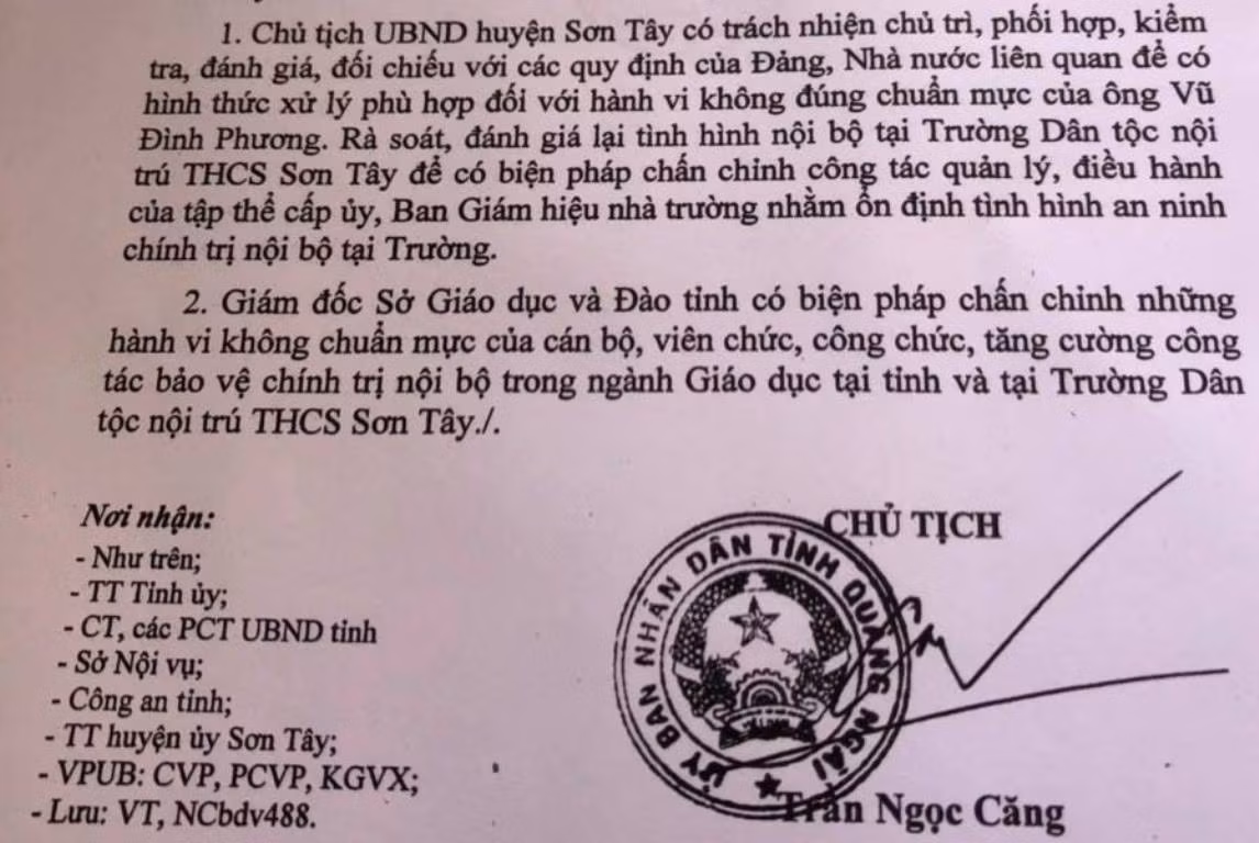 Văn bản yêu cầu xử lý ông Phương của Chủ tịch tỉnh Quảng Ngãi. Ảnh: AP Văn bản yêu cầu xử lý ông Phương của Chủ tịch tỉnh Quảng Ngãi. Ảnh: AP