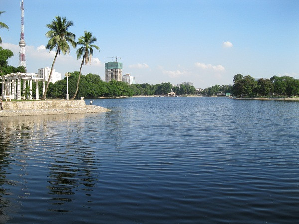 Tĩnh lặng. Tĩnh lặng.