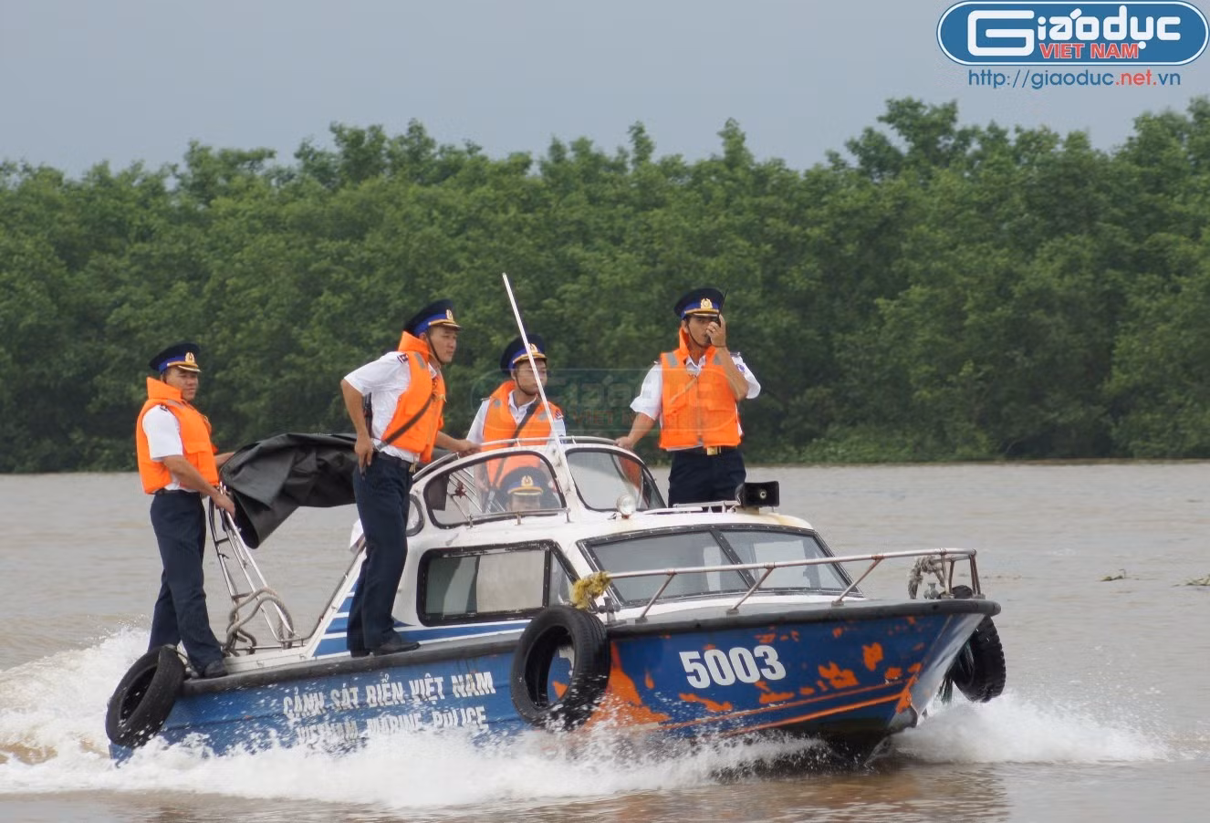 Cảnh sát biển Việt Nam luôn sẵn sàng trước các tình huống chiến đấu trên biển