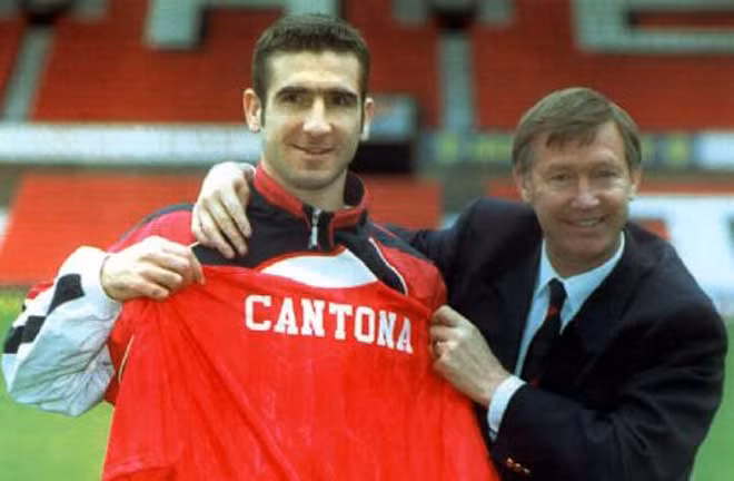 Eric Cantona, “tiền bối” trong lĩnh vực đánh lộn của Antonio Cassano
