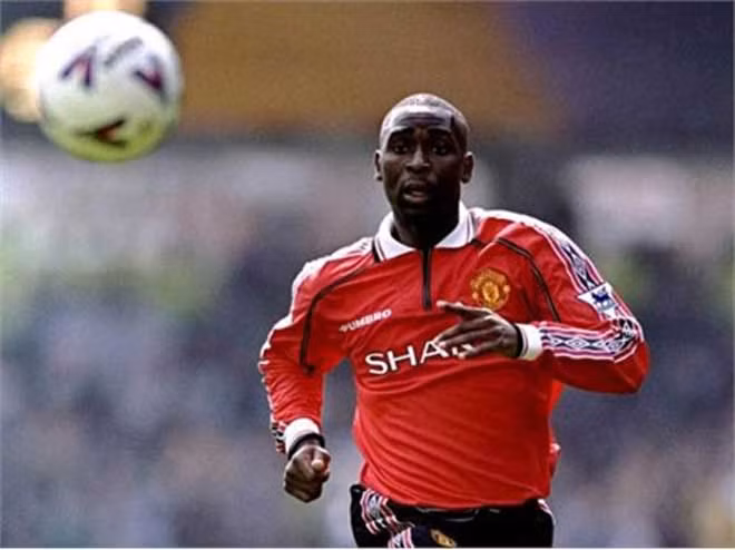 187 bàn thắng tại Premier League, Cole đi vào lịch sử MU