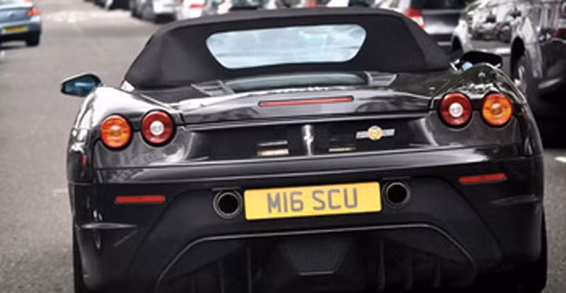 Con Ferrari Scuderia Spider M16, "chiến mã" được ưa thích nhất trong "tàu ngựa" nhà Lampard
