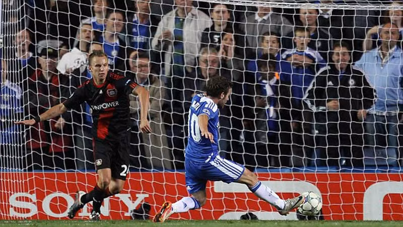 Học cách khai hỏa: Fernando Torres tịt ngòi nhưng đồng hương Juan Mata lại nổ súng Học cách khai hỏa: Fernando Torres tịt ngòi nhưng đồng hương Juan Mata lại nổ súng