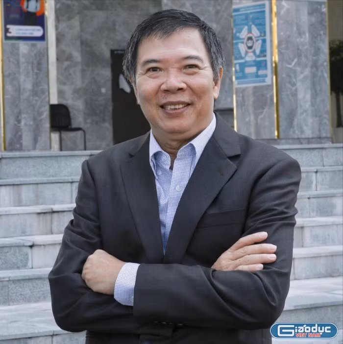 thầy Kim Hồng.jpeg