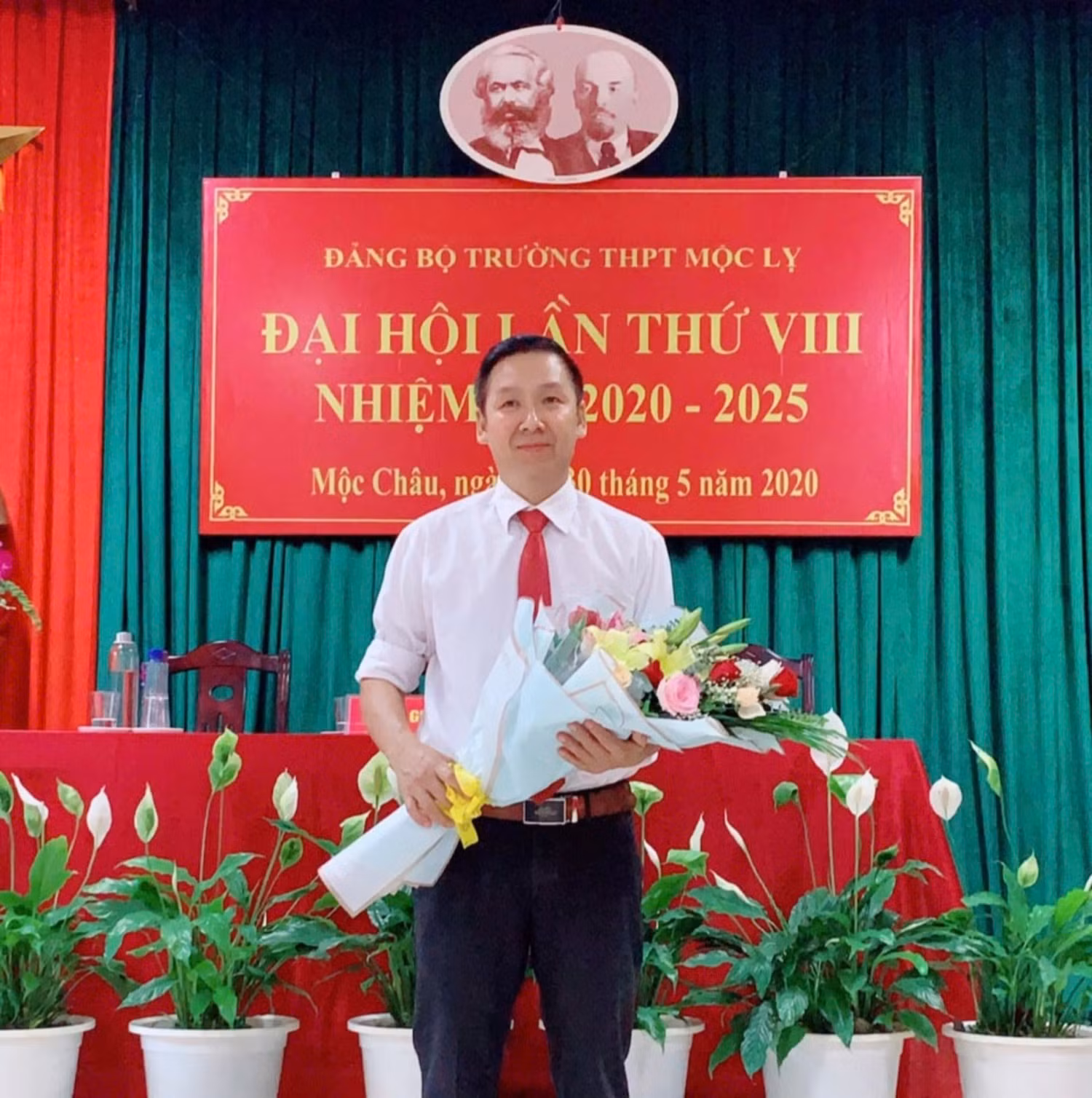 8a95877d78ddde8387cc.jpg