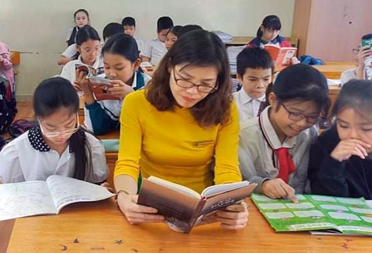Với tôi kiến thức không phải lúc nào cũng có ngay được mà còn cần phải tích lũy qua việc đọc sách. Ảnh: NVCC. Với tôi kiến thức không phải lúc nào cũng có ngay được mà còn cần phải tích lũy qua việc đọc sách. Ảnh: NVCC.