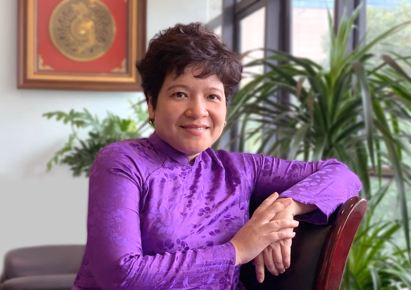 Nhà giáo Trần Thùy Dương: "Có đề tài khi nghe các con thuyết trình tôi thấy quá vĩ mô. Vậy nên chúng ta phải là người định hướng cho các con và đặc biệt là ban giám khảo cần cho các con thấy được đề tài này đang quá sức". Ảnh: Tùng Dương.