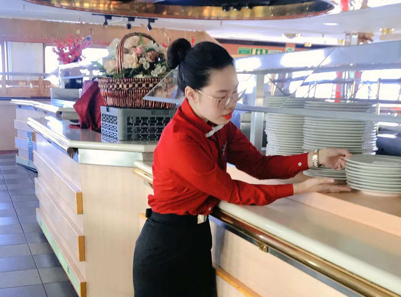 Theo Khánh Linh: “Thời gian được làm những công việc cụ thể tại Singapore mới là những kinh nghiệm quý giá đối với bản thân". Ảnh: NVCC. Theo Khánh Linh: “Thời gian được làm những công việc cụ thể tại Singapore mới là những kinh nghiệm quý giá đối với bản thân". Ảnh: NVCC.