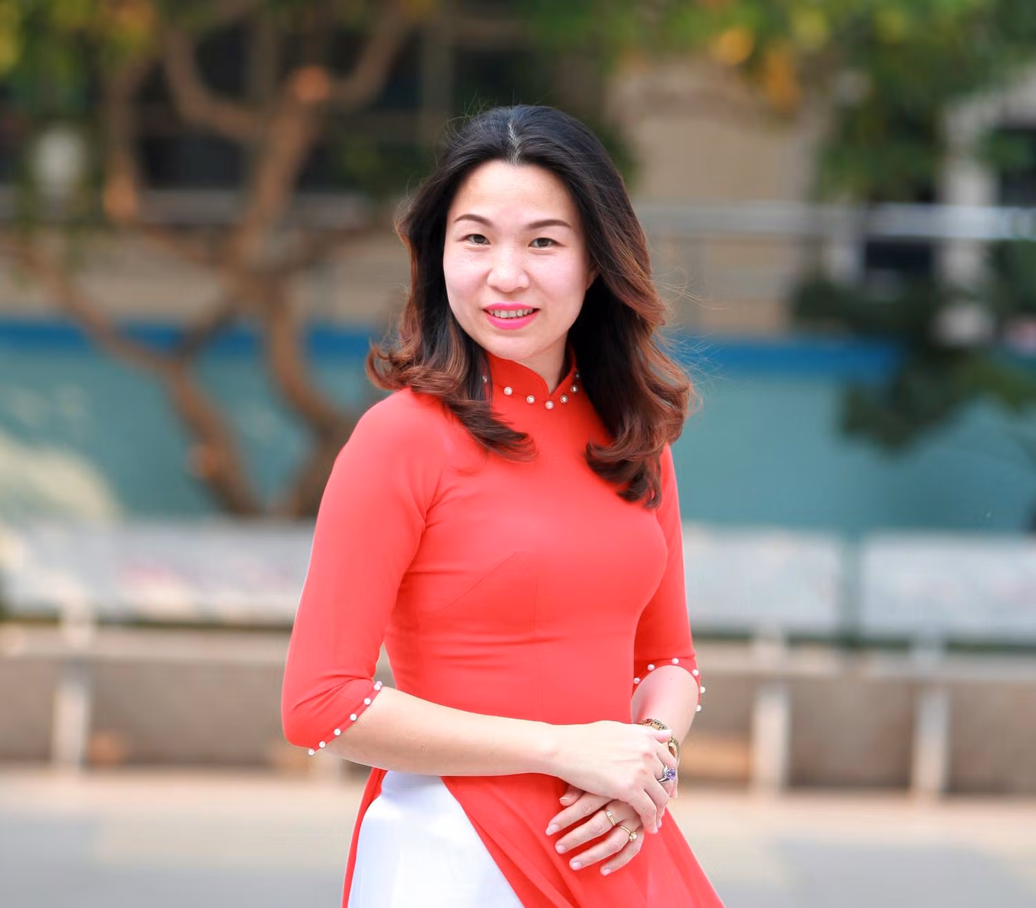 Nhà giáo Vũ Thị Hồng Nhung - Phó hiệu trưởng phụ trách khối 1-2-3, Trường Tiểu học Đoàn Thị Điểm (Nam Từ Liêm, Hà Nội). Ảnh: NVCC.
