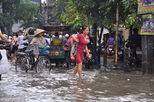 Một lãnh đạo Hà Nội thừa nhận, còn mưa là còn ngập ảnh 2