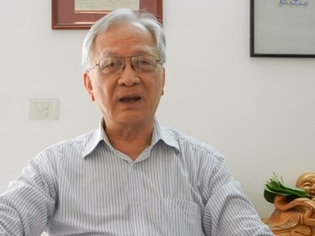 Chuyên gia kinh tế Bùi Kiến Thành trong cuộc trao đổi với phóng viên Báo Điện tử Giáo dục Việt Nam - ảnh: Hoàng Lực. Chuyên gia kinh tế Bùi Kiến Thành trong cuộc trao đổi với phóng viên Báo Điện tử Giáo dục Việt Nam - ảnh: Hoàng Lực.