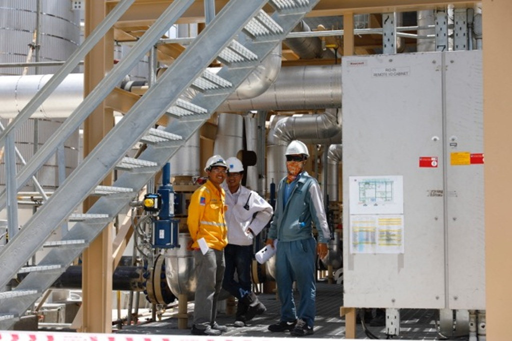 Niềm vui của công nhân người lao động Công ty Khí Cà Mau - ảnh: H.Lực
