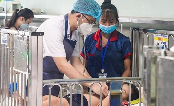 Bệnh nhi mắc Adenovirus tăng cao trong thời gian gần đây. Ảnh: Bệnh viện Nhi Trung ương Bệnh nhi mắc Adenovirus tăng cao trong thời gian gần đây. Ảnh: Bệnh viện Nhi Trung ương