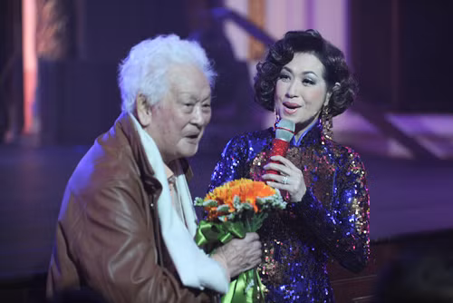 Ý Lan và cố nhạc sĩ Phạm Duy