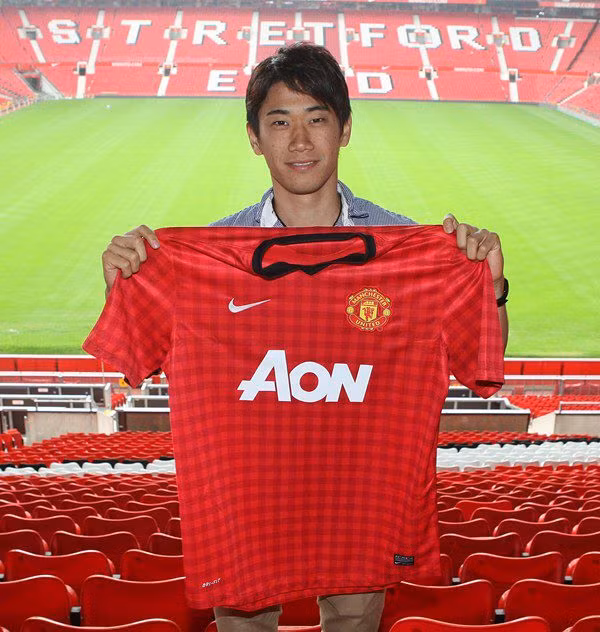 Sau Kagawa, MU sẽ đón thêm tân binh nào nữa? Sau Kagawa, MU sẽ đón thêm tân binh nào nữa?