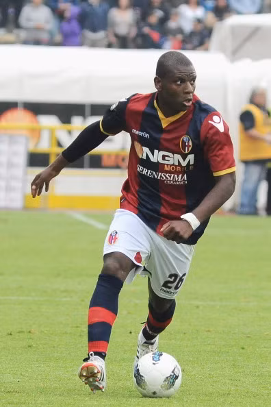 Trong tiến trình củng cố lực lượng cho mùa giải mới, Inter Milan đã mượn thành công tiền vệ Gaby Mudingayi Bologna với bản hợp đồng có thời hạn 1 năm.