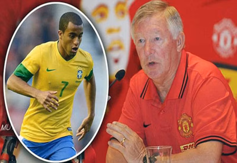 Trong khi thương vụ chiêu mộ Lucas của Man United dường như đang gặp bế tắc khi người đại diện của Lucas Moura - Wagner Ribeiro phát biểu: "Lucas Moura sẽ không ra đi. Cậu ấy đang hạnh phúc ở São Paulo. Chúng ta phải quên chuyện này đi. Không có khả năng nào cho thấy cậu ấy sẽ ra đi ở thời điểm hiện tại. Man United đã đưa ra một lời đề nghị, nhưng bị chúng tôi từ chối và họ sẽ không đưa ra thêm một lời đề nghị hỏi mua nữa." Trong khi thương vụ chiêu mộ Lucas của Man United dường như đang gặp bế tắc khi người đại diện của Lucas Moura - Wagner Ribeiro phát biểu: "Lucas Moura sẽ không ra đi. Cậu ấy đang hạnh phúc ở São Paulo. Chúng ta phải quên chuyện này đi. Không có khả năng nào cho thấy cậu ấy sẽ ra đi ở thời điểm hiện tại. Man United đã đưa ra một lời đề nghị, nhưng bị chúng tôi từ chối và họ sẽ không đưa ra thêm một lời đề nghị hỏi mua nữa."