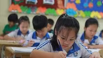 Phụ huynh như "ngồi trên lửa" vì trường tư thục mãi chưa được tuyển sinh ảnh 2