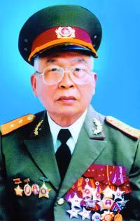 Trung tướng Nguyễn Sùng Lãm (1925-2012), ảnh: Báo Quân đội Nhân dân.