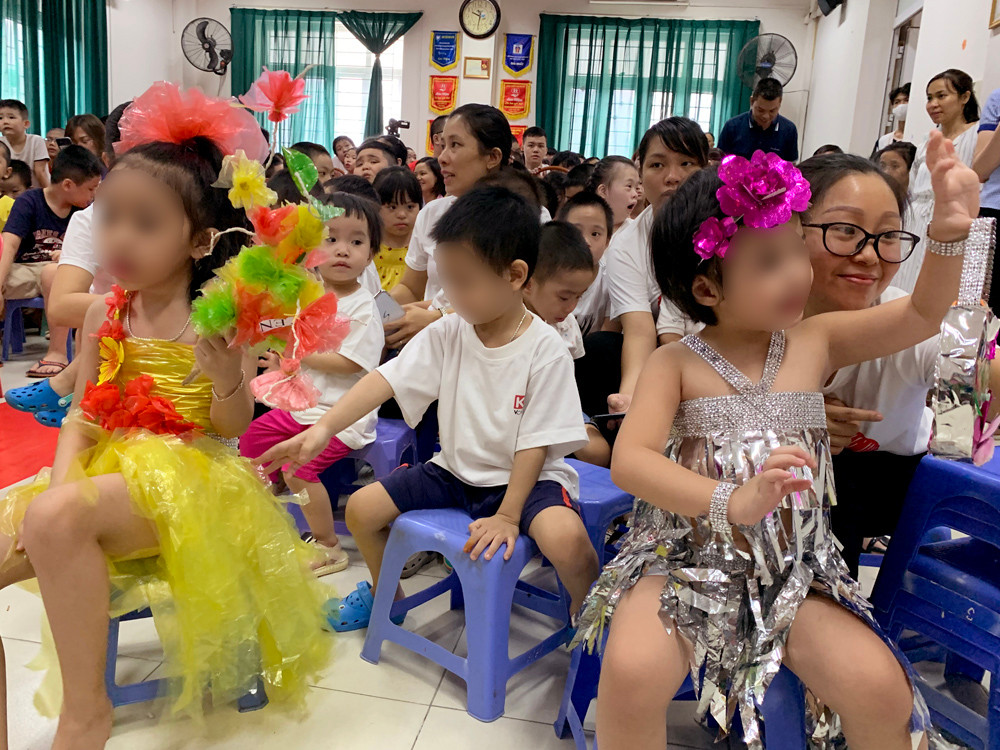 Một năm học mới với nhiều niềm tin và hy vọng cho cả cô và trò tại trung tâm Sao Mai. Ảnh: Tùng Dương.