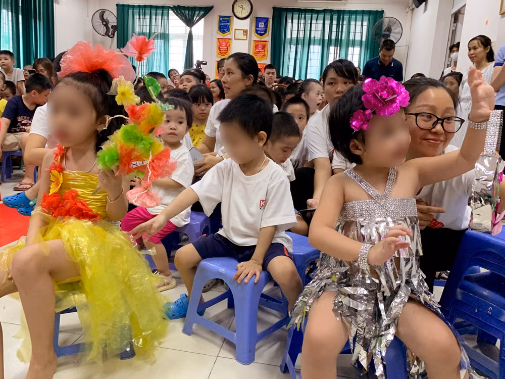 Một năm học mới với nhiều niềm tin và hy vọng cho cả cô và trò tại trung tâm Sao Mai. Ảnh: Tùng Dương. Một năm học mới với nhiều niềm tin và hy vọng cho cả cô và trò tại trung tâm Sao Mai. Ảnh: Tùng Dương.