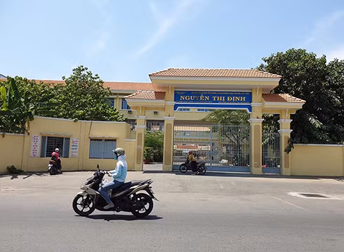 Trường trung học phổ thông chuyên năng khiếu Nguyễn Thị Định (ảnh: P.L) Trường trung học phổ thông chuyên năng khiếu Nguyễn Thị Định (ảnh: P.L)