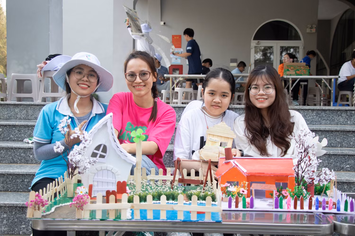 Tuần lễ công dân 2023 giúp các em có những trải nghiệm khó quên. Tuần lễ công dân 2023 giúp các em có những trải nghiệm khó quên.