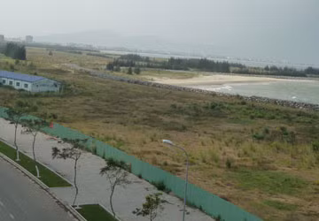 Khu đất thuộc dự án sân golf Đa Phước là một trong những dự án bị TTCP yêu cầu truy thu tiền đất. Ảnh: LÊ PHI Khu đất thuộc dự án sân golf Đa Phước là một trong những dự án bị TTCP yêu cầu truy thu tiền đất. Ảnh: LÊ PHI