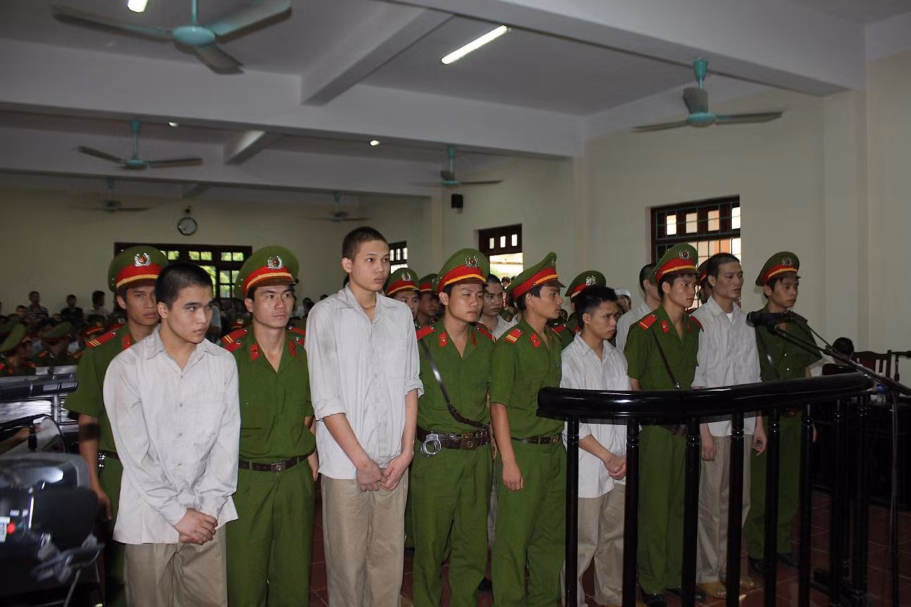 Các bị cáo tại phiên tòa Các bị cáo tại phiên tòa
