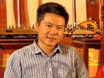 GS Ngô Bảo Châu.