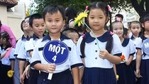 Thay chấm điểm 10 bằng lời khen 'rất hài lòng'