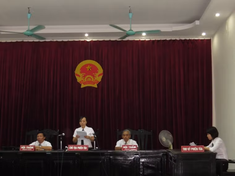 Phiên tòa sơ thẩm xét xử ở Thanh Hóa