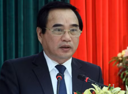 "Bất thường và không thuyết phục" - Chủ tịch UBND TP Đà Nẵng Văn Hữu Chiến