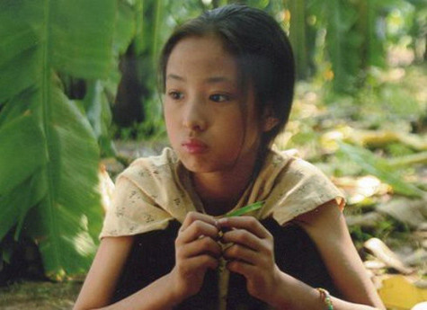 Hoài Linh xuất sắc với vai Thu trong "Tâm hồn mẹ". Hoài Linh xuất sắc với vai Thu trong "Tâm hồn mẹ".