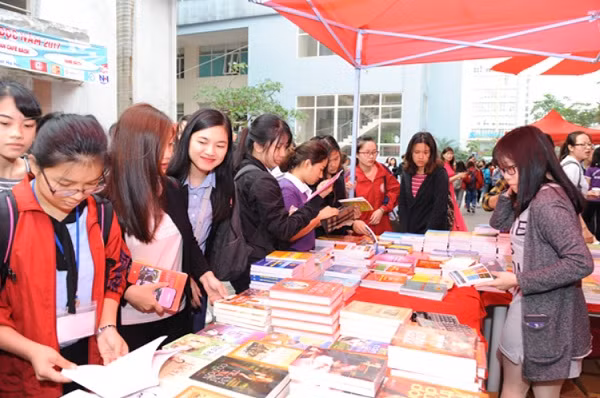Đọc sách giúp cho cuộc sống của chúng ta hạnh phúc hơn ảnh 2 Đọc sách giúp cho cuộc sống của chúng ta hạnh phúc hơn ảnh 2