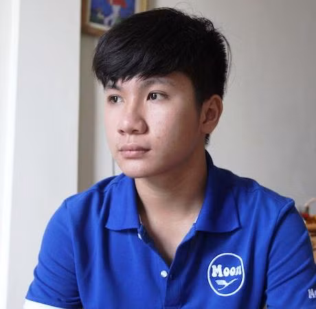 Nguyễn Trần Sơn đang là người có số điểm cao nhất về xếp hạng điểm thi THPT Quốc gia 2016 tại tỉnh Quảng Bình